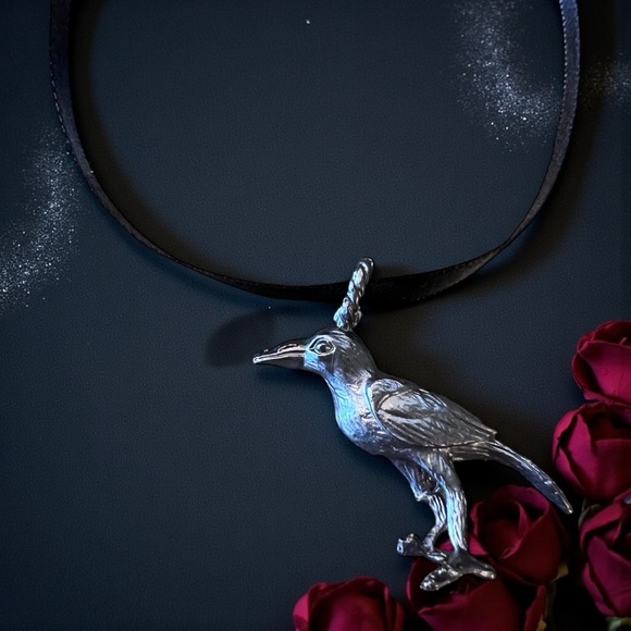 Raven Pendant Satin Ribbon Choker Necklace Enchanting Whimsical Gothic - Picture 6 of 17